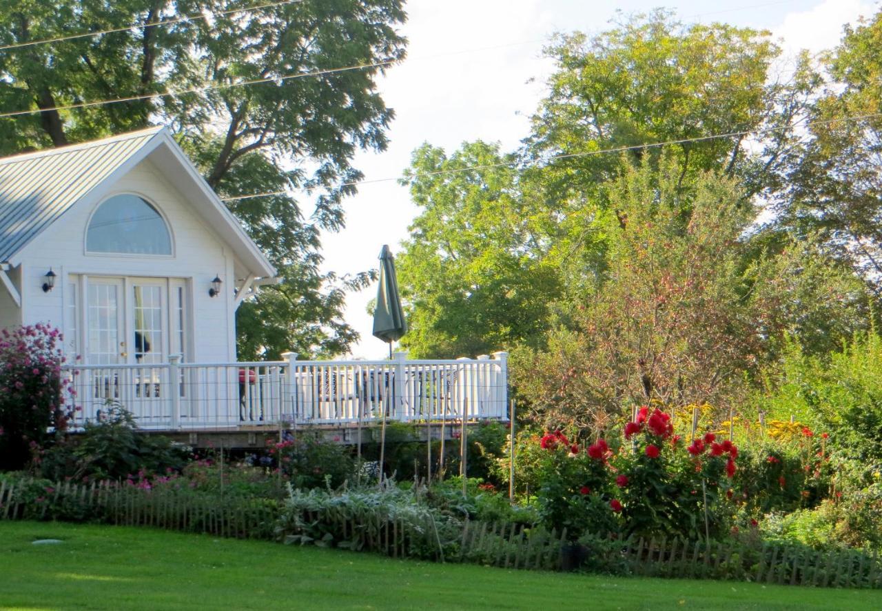 Enfield Manor Bed&Breakfast And Vacation Rental Newfield Ngoại thất bức ảnh